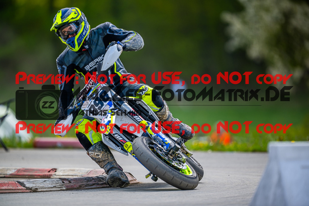 MaZZes_FotoMatrix_230506_5909 | S4