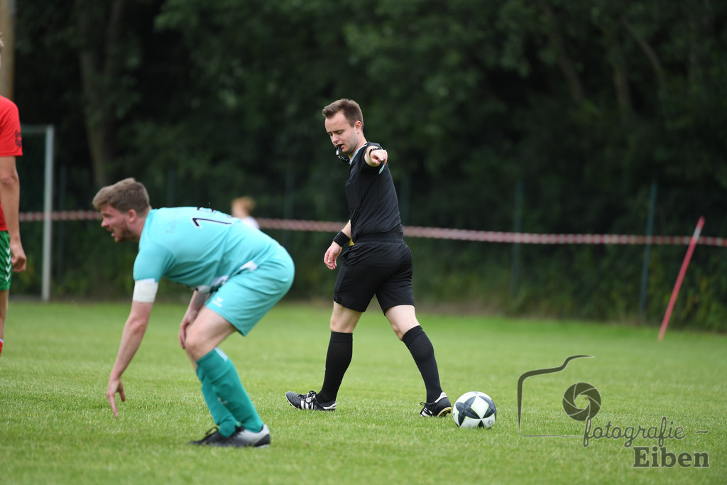 Sport-Duwe Cup | Sport-Duwe Cup Oldenburg; TuS Eversten (mint)-VFL Oldenburg (rot) am 05.07.2025 in Oldenburg (Sportanlage TuS Eversten), Photo: Philip Eiben 2025 - Realisiert mit Pictrs.com