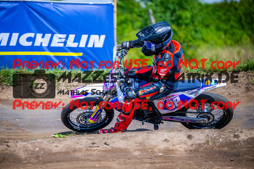 MaZZes_FotoMatrix_240622_6021986_2922 | ROOKIES