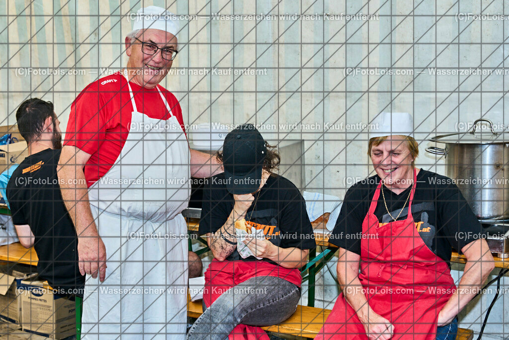 ALP8131_XXIX_GRANITBEISSER_backstage | (C)FotoLois.com, Alois Spandl, 29. GRANITBEISSER - Mountainbike-Marathon in St. Georgen am Walde, Start/Ziel/Siegerehrung, Sa 2. September 2023.