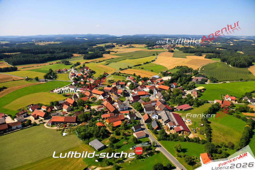 Die Luftaufnahme Breitenlesau -  wurde vom UL-Flugzeug (keine Drohne) aus fotografiert.Hohe Druck- Auflösung-die Geschenkidee!