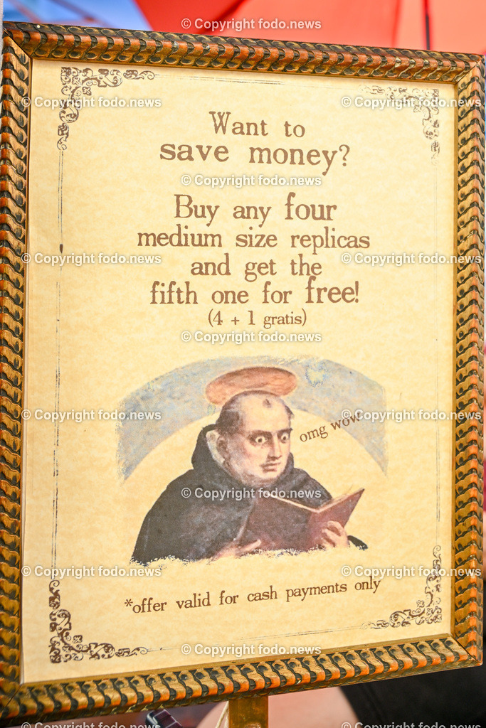 Kroatien_ Dubrovnik_ 11.10.2023-206 | 11.10.2023, Kroatien, HRV, Dubrovnik im Bild Gastronomie, Tourismus, Touristen, Sehenswuerdigkeiten, Stadtansichten



eine Stadt im suedlichen Kroatien an der Adriakueste in der Gespannschaft Dubrovnik-Nereveta. Die Altstadt wurde im Jahr 1979 von der UNESCO in die Liste des Weltkulturerbes aufgenommen.