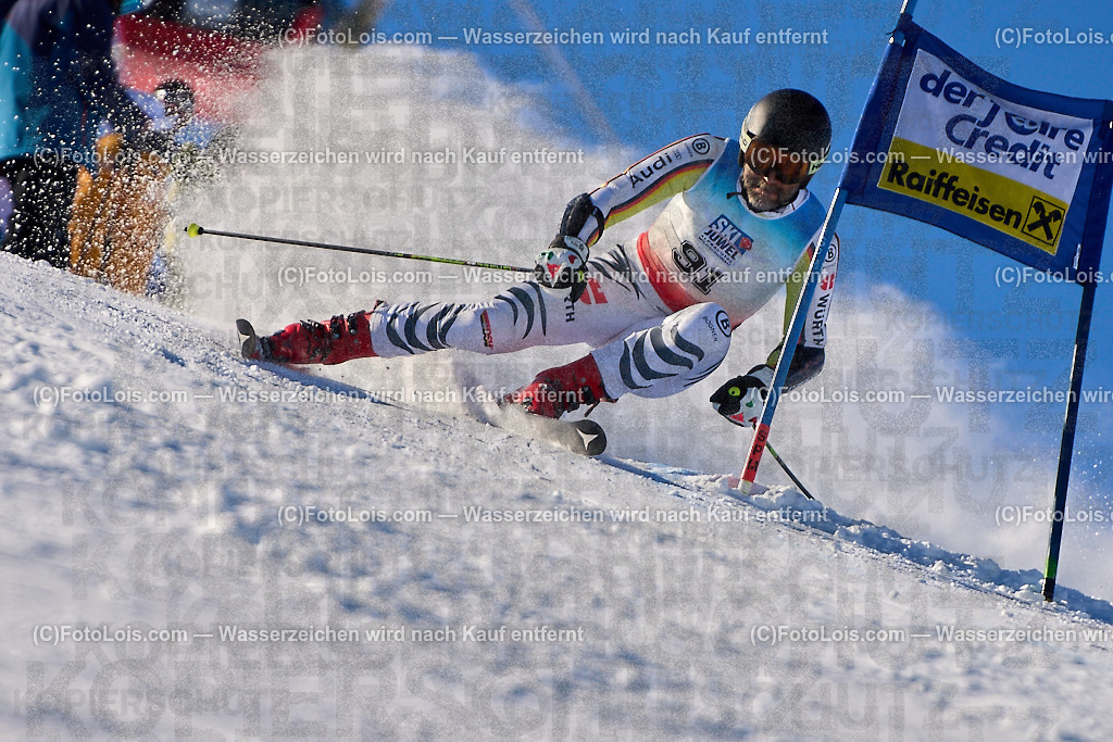 ALP4501_MASTERS-Cup_GS-A Herrn_Berto Flavio | (C)FotoLois.com, Alois Spandl. FIS Masters-Cup Wildschönau, Giant Slalom auf der Piste Schatzberg GS, Siegerehrung auf dem Dorfplatz Niederau, Sa 13. Januar 2024.