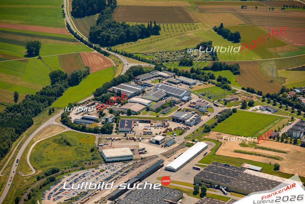 Das Luftbild zeigt :  Pfullendorf - Die Luftaufnahme wurde 2024 vom UL-Flugzeug aus erstellt ( keine Drohne ) - Hochauflösende Luftaufnahme - Für grossformatige Ausdrucke geeignet. Die Geschenkidee !Mit Lizenz und Bildrechte bestellbar