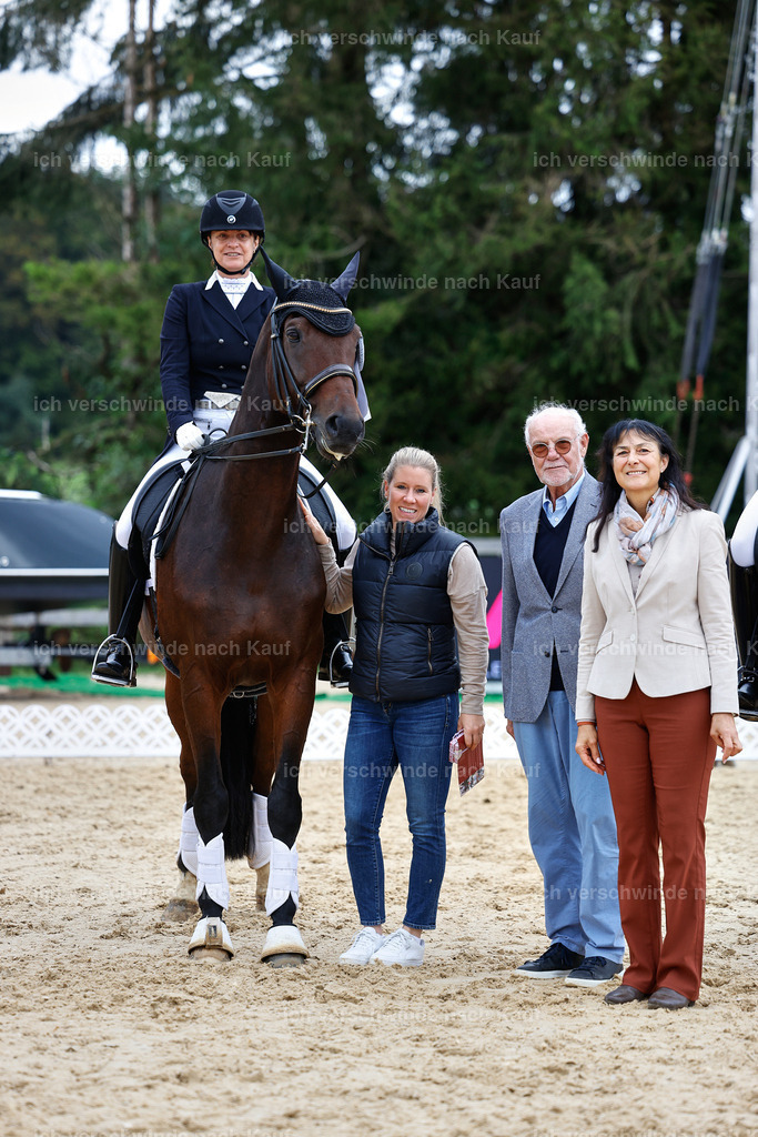 6-Siegerehrung-AMATUER-DRESSUR S_  -StoibPH-3648 | working equitationturnier fotograf videograf stoibphotography marixx film working equitation deutschland reitsport turnierfotografie eventfotografie equestrian events