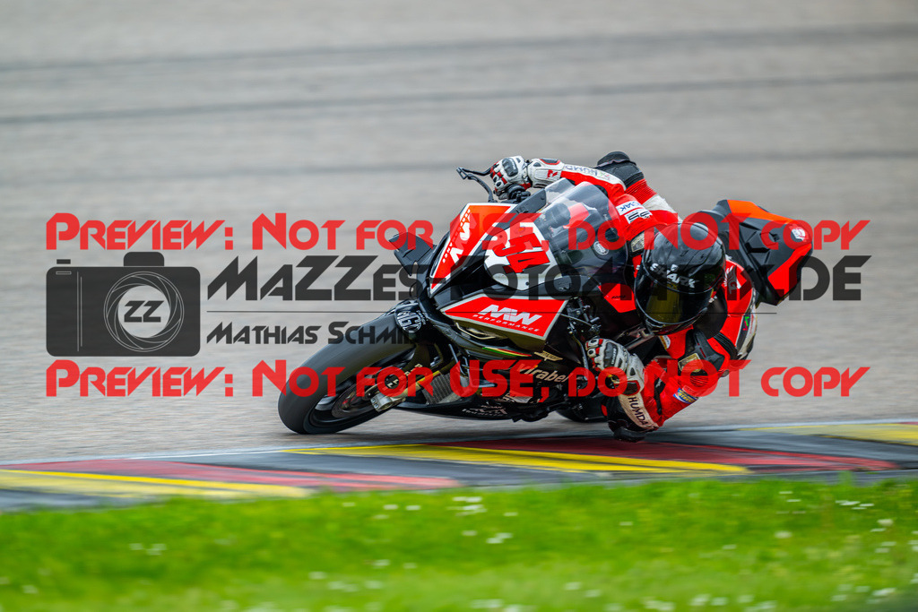 MaZZes_FotoMatrix_240504_6007705_3693 | STK1000