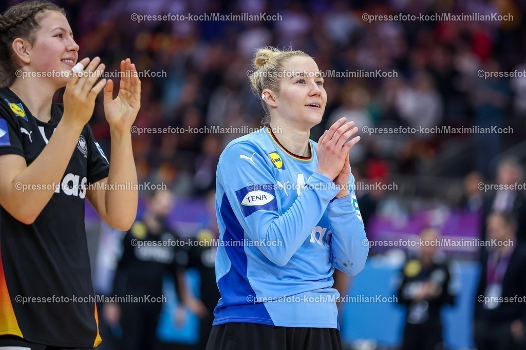 IHF09122502158 | 09.12.2025, Handball WM Frauen, Viertelfinale, Deutschland - Brasilien, 27th IHF Women's Handball World Championship, Westfalenhalle Dortmund: Katharina Filter (GER #42) 