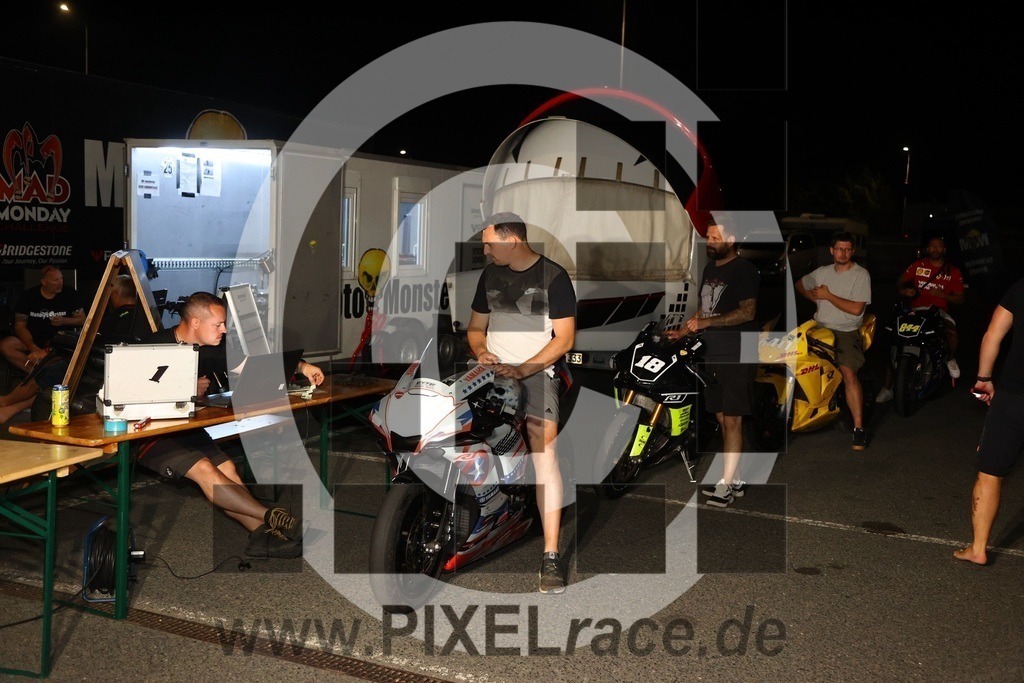 social-20250829_00021 | Schöne Erinnerungen an spannende Momente - das festzuhalten ist unser Job. PIXELrace.de ist seit 2003 auf den Rennstrecken Europas unterwegs um die Action draußen beim Fahren und die wunderbare Stimmung imm Fahrerlager für euch einzufangen.