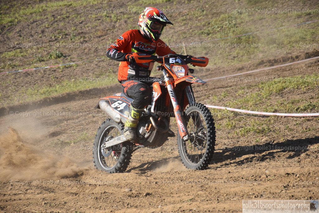 DSC_0530 | Sportfotografie , Motorsport, Motoross, Reitsport, Mointainbike, Enduro,
Landschaft , Outdoor, Eventfotografie, Landschaft, Bilder online bestellen - Realisiert mit Pictrs.com