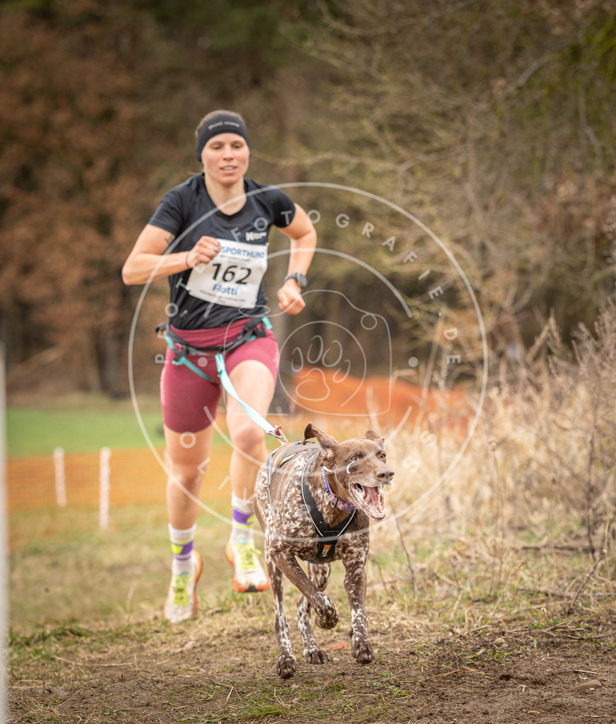 DV3A2025 | Hundefotografie, Tierfotograf, Pfotenfotografie, Fotoshooting Hund, Hunde Portrait, Hundesport, Hundeportraits, Heideshooting, Hunde, Sportfotograf, Hundefotograf, Turnierhundsport, THS,  - Realisiert mit Pictrs.com