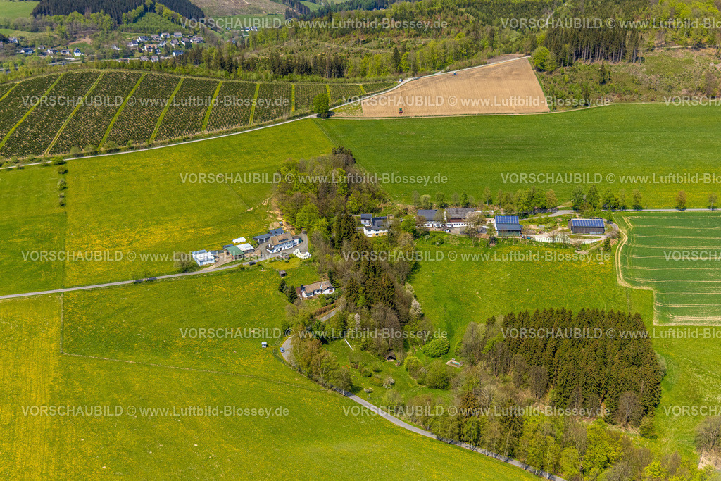 Schmallenberg240505631 | Luftbild, Wohnstraße Ohlenbach, Wiesen und Flder mit Waldgebiet, Nordenau, Schmallenberg, Sauerland, Nordrhein-Westfalen, Deutschland