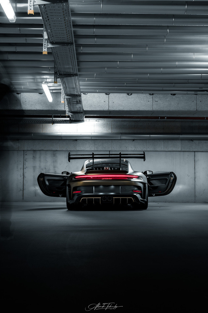 R6AT1472 _Alexander Tschuncky | Entdecken Sie die faszinierende Welt von Alexander Tschuncky Arts: Kreative Fotografie, atemberaubende Automobilkunst und hochwertiger Bilderdruck. Lassen Sie sich inspirieren! - Realisiert mit Pictrs.com
