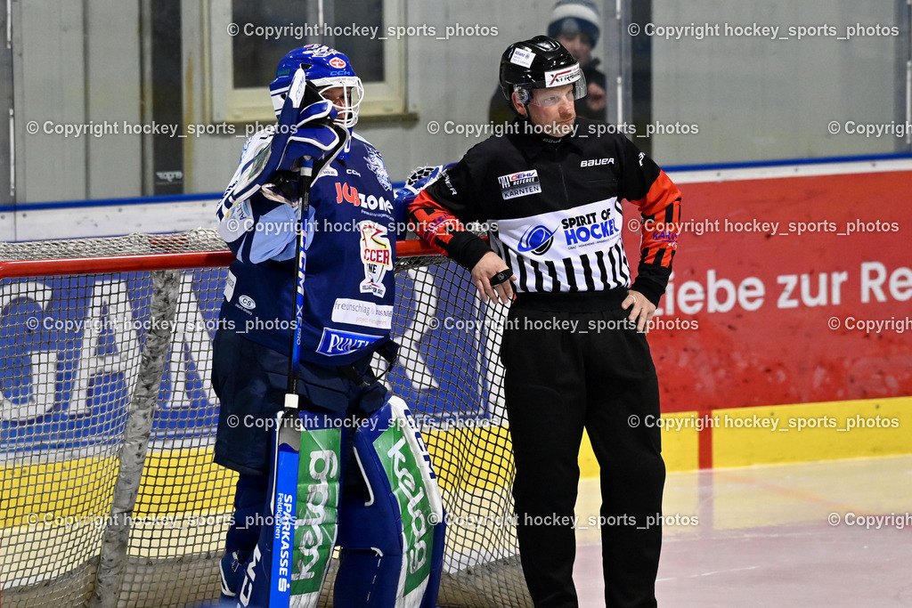 ESC SOCCERZONE STEINDORF vs. USC Piraten Velden  | #70 Moser Lukas ESC Steindorf, Leitl Michael Referee, ESC SOCCERZONE STEINDORF vs. USC Piraten Velden , ESC SOCCERZONE STEINDORF vs. USC Piraten Velden  am 15.02.2025 in Steindorf (Ossiachersee Halle), Austria, (Photo by Bernd Stefan)