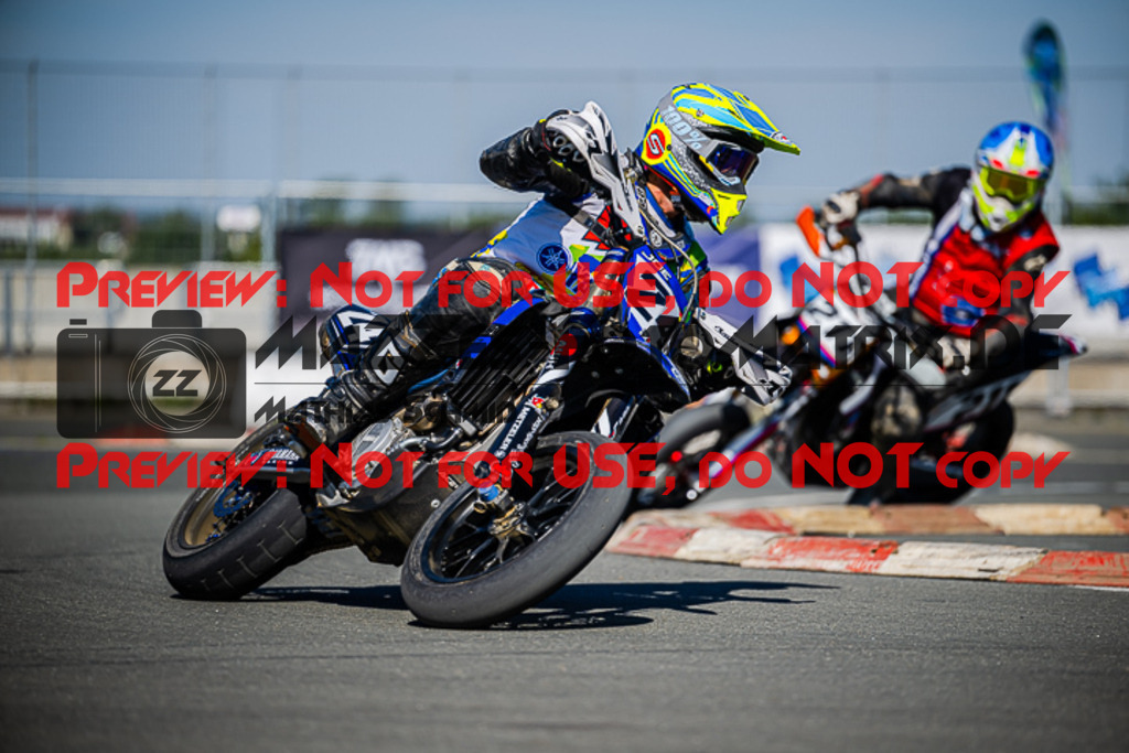 MaZZes_FotoMatrix_220903_0460 | UE40