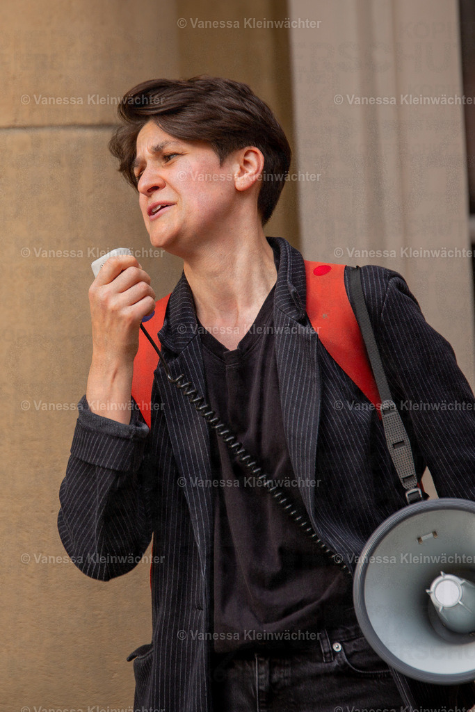 220517_IDAHOBITA_nodoption-17 | Vanessa Kleinwächter - Realisiert mit Pictrs.com