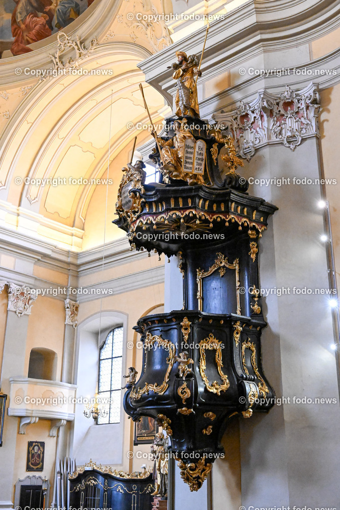 Pöstlingberg_ Pöstlingbergkirche_ Wallfahrtsbasilika_ Wahrzeichen_ Linz_ 03.04.2023-9 | 03.04.2023, Pöstlingberg, AUT, Pöstlingberg, Pöstlingbergkirche, Wallfahrtsbasilika, Wahrzeichen, Linz, im Bild Kanzel