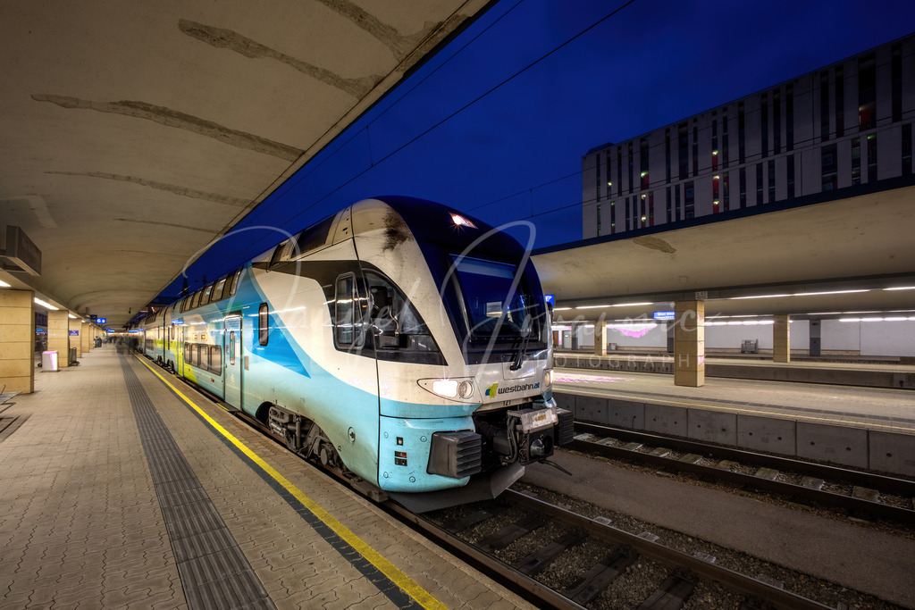 Westbahn | Westbahn Stadler Kiss 3 am Wiener Westbahnhof