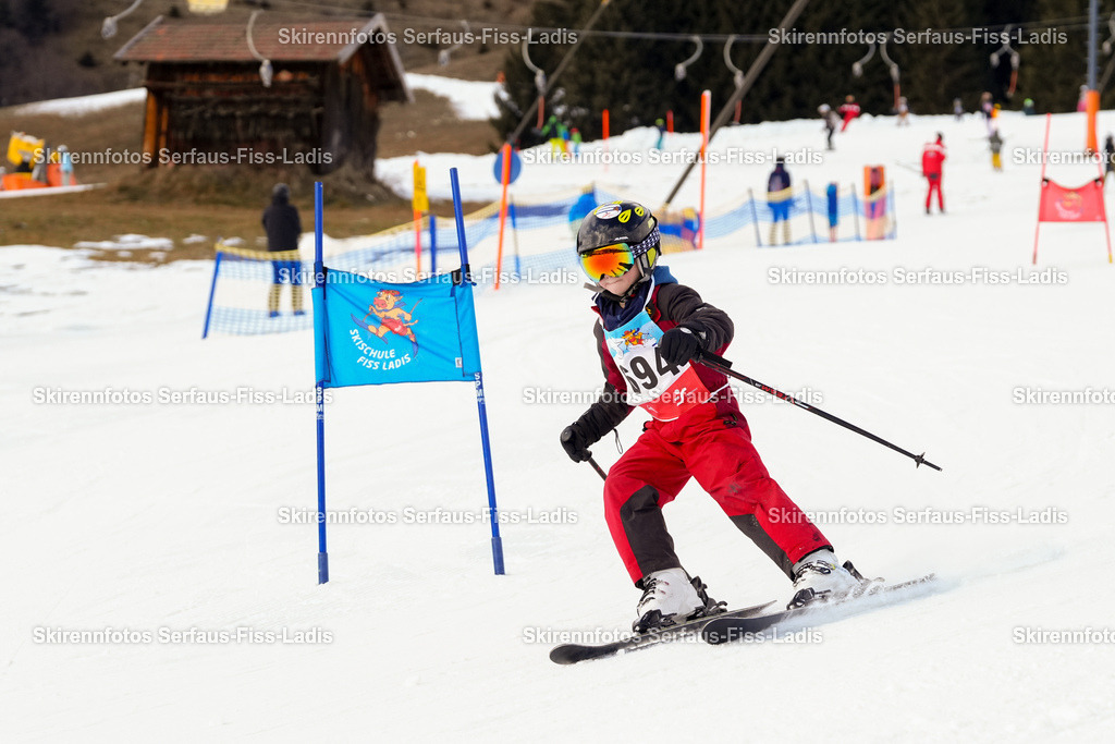 SRF_02.01.2026_0863 | Skirennfotos,Serfaus,Fiss,Ladis,Kinderskirennen,Winter,Tirol,Oberland,skirace,SFL,feelfree,weil wir's genießen,ski,Ski,skifahren,Sonnenplateau, - Realisiert mit Pictrs.com