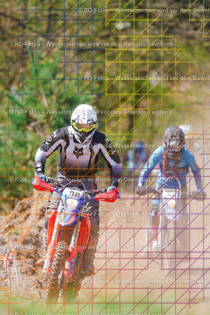 2 Lauf Mernes-639 | Sportfotografie von RO-Fotos: Motorsport, Motocross, Enduro, Laufveranstaltungen und Triathlon. Professionelle Fotos von Sportlern und Events. - Realisiert mit Pictrs.com