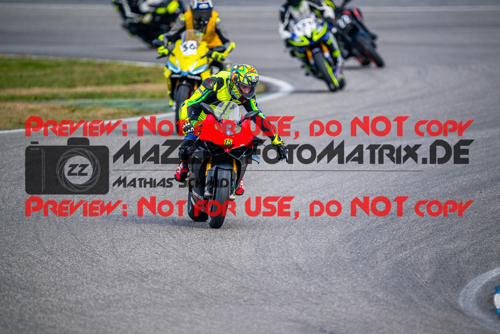 MaZZes_Fotomatrix_20240317_6007705_0506 | Fotograf Mathias Schmid
Sportfotograf,
Eventfotograf,
Hochzeitsfotograf,
Portraitfotograf