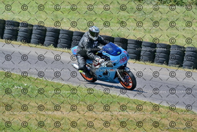 25bt04-0511 | markuskiefer.com - Realisiert mit Pictrs.com