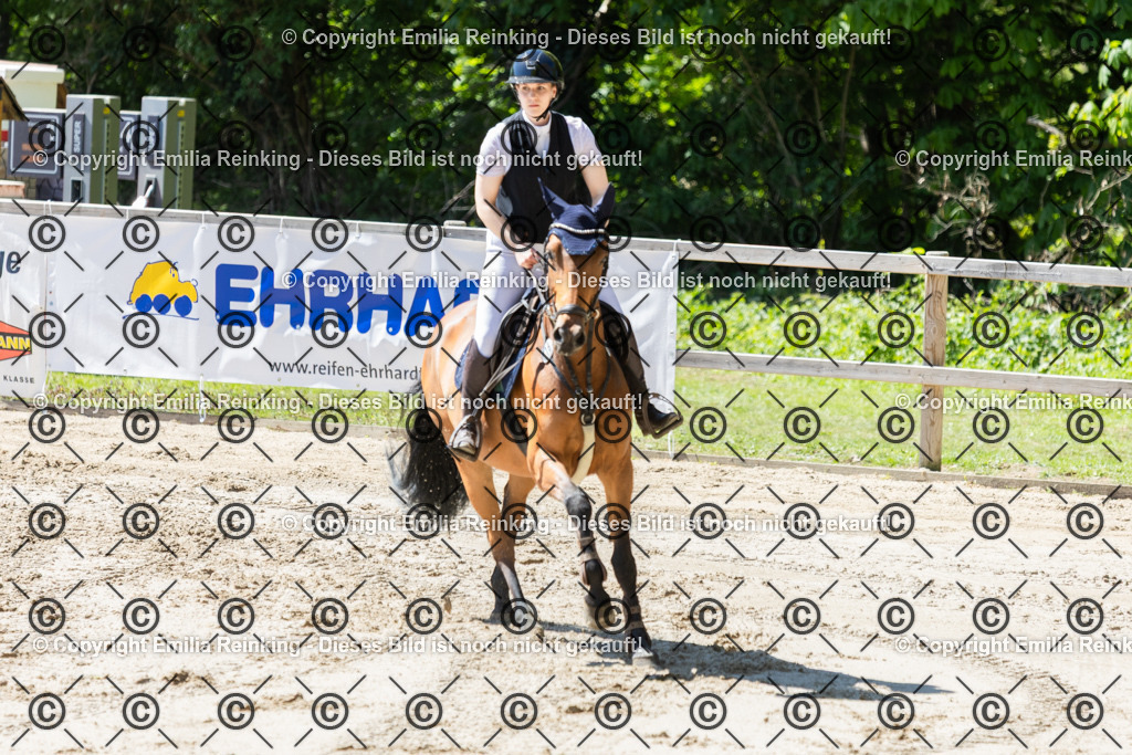 CL5A2393 | Emilia Reinking Fotografie - Realisiert mit Pictrs.com