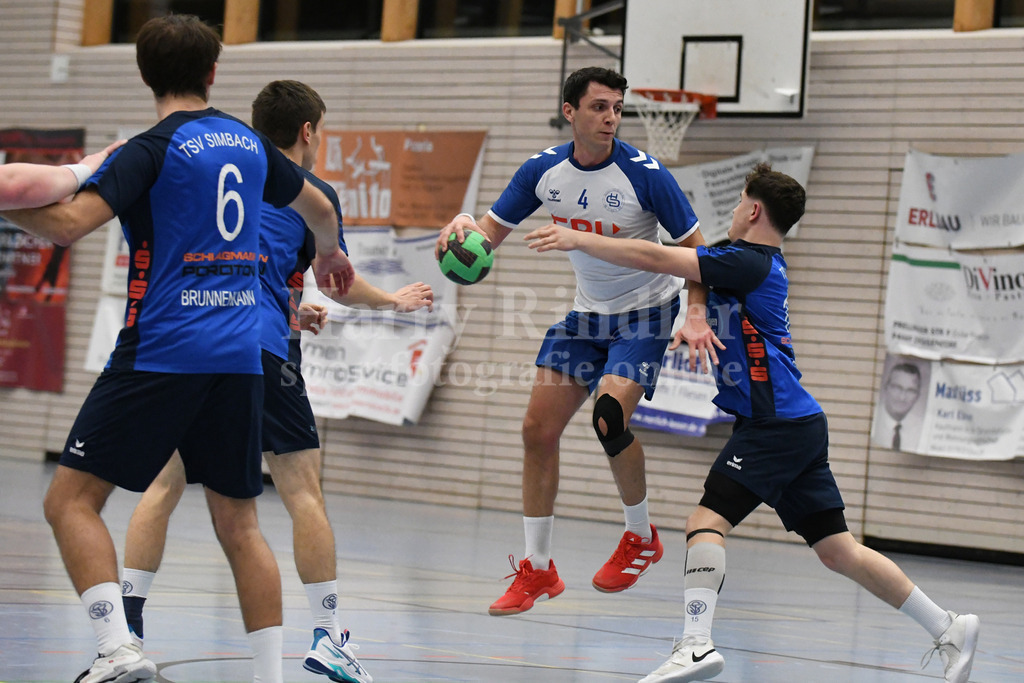 HC Deggendorf : TSV Simbach II   | Valentin Lotos  (HC Deggendorf  #4) - Realisiert mit Pictrs.com