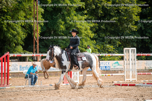 ZS2_7600 | dv-media-shop - Realized with Pictrs.com