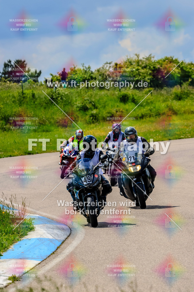 MotoTeam-0126 | Hier findet Ihr Bilder von Touristenfahrten auf der Nürburgring Nordschleife oder von anderen Veranstaltungen die ich besucht habe. Viel Spass beim Durch Schauen 