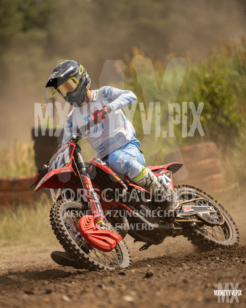 866A1727 | mxndyyvipix