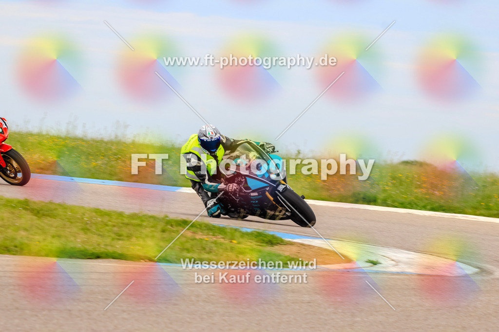 MotoTeam-2722 | Hier findet Ihr Bilder von Touristenfahrten auf der Nürburgring Nordschleife oder von anderen Veranstaltungen die ich besucht habe. Viel Spass beim Durch Schauen 