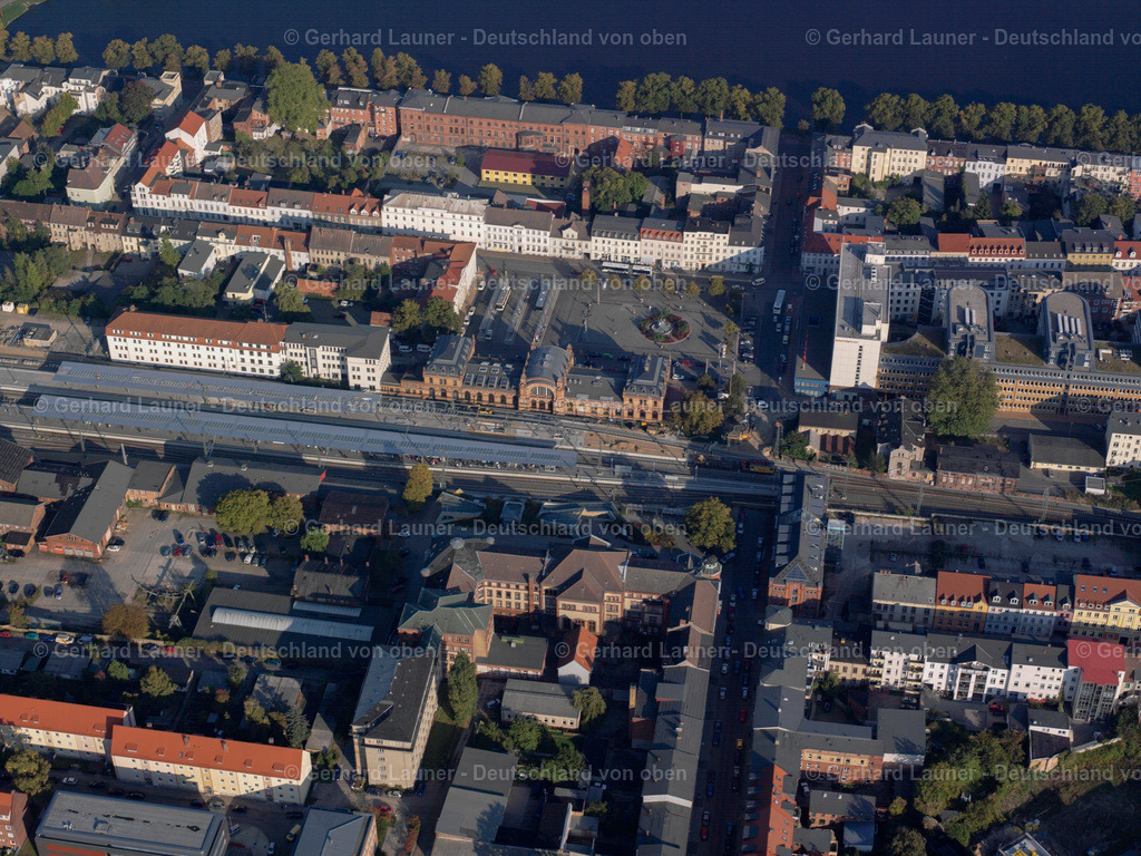 2581179 | Bahnhof, Schwerin