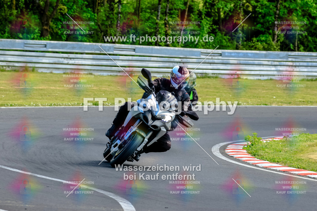 _OTO2337 | Hier findet Ihr Bilder von Touristenfahrten auf der Nürburgring Nordschleife oder von anderen Veranstaltungen die ich besucht habe. Viel Spass beim Durch Schauen 