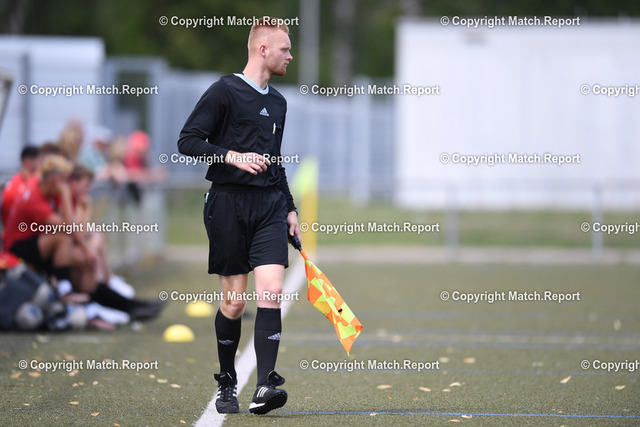 mls | WFV Pokal Gruppe 4 Runde 1 am 22.07.2023 in Balingen (Kunstrasen)
TSG Balingen - FC Mengen
Schiedsrichter Assistent Emanuel Ilicevic (SV 03 Tuebingen) von der Schiedsrichtergruppe Tuebingen
FOTO: ULMER Pressebildagentur / Moritz Liss
xxNOxMODELxRELEASExx