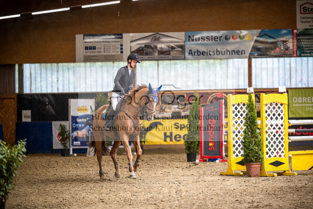 DOS_1872 | Entdecke hochwertige Reitturnierfotos von Foto Oger. Professionell, emotional und authentisch – jetzt Lieblingsmomente im Shop bestellen.Deutschlandweite Turnierfotografie. - Realisiert mit Pictrs.com