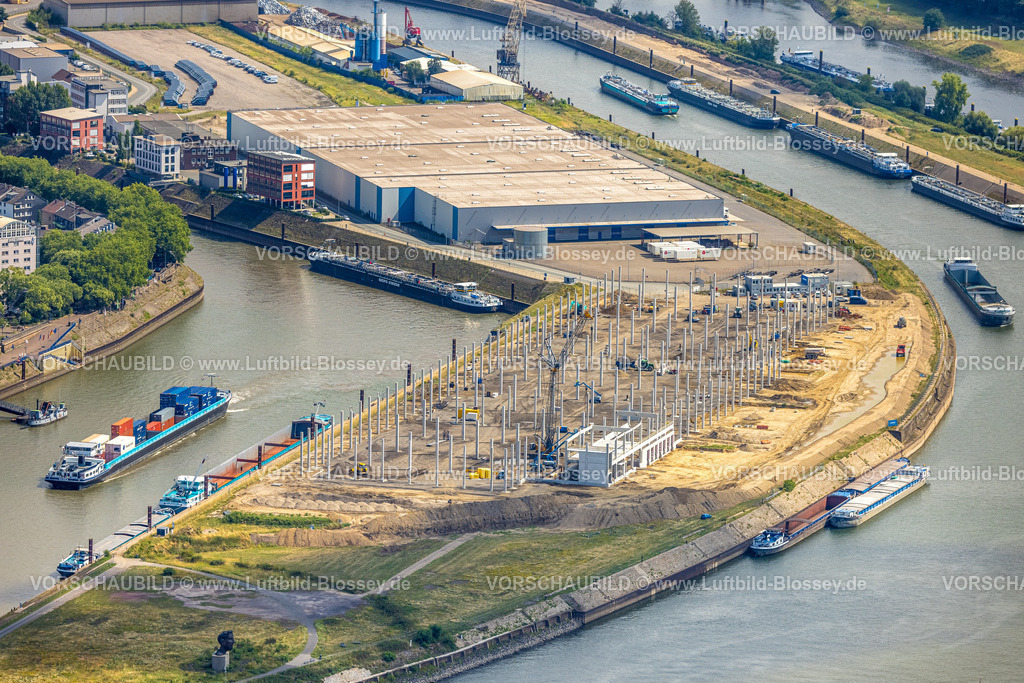Duisburg250705241Nord | Luftbild, Mercatorinsel Binnenschifffahrt auf Vinckekanal und Hafenkanal, Stangenwald-Baustelle mit Logistik-Halle Neubau, Ruhrort, Duisburg, Ruhrgebiet, Nordrhein-Westfalen, Deutschland