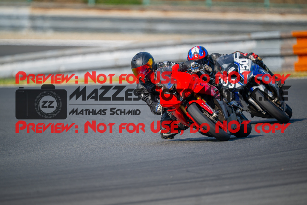 MaZZes-Fotomatrix-20260805-520555 | OPEN
