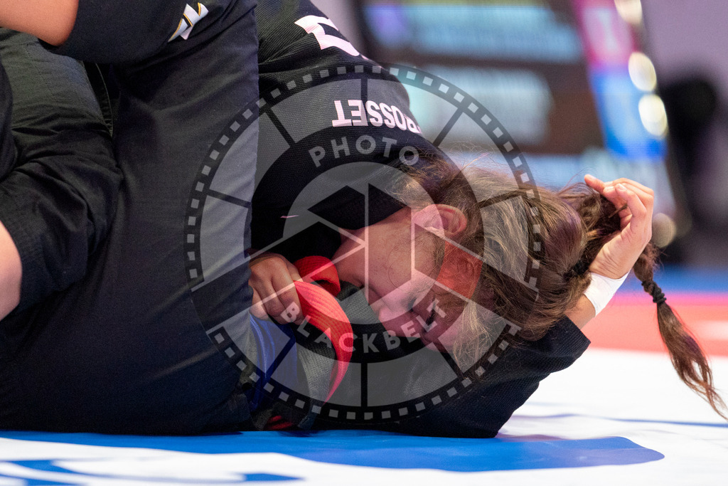 20231109PBB5736 | Fighters compete during the AJP World Professional Championship in the Mubadala Arena in Abu Dhabi, Arab United Emirates, on November 9, 2023.