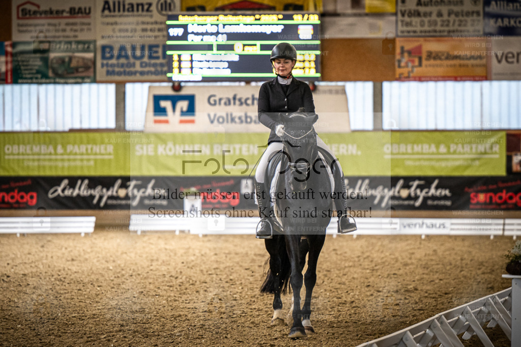 DOS_2059 | Entdecke hochwertige Reitturnierfotos von Foto Oger. Professionell, emotional und authentisch – jetzt Lieblingsmomente im Shop bestellen. - Realisiert mit Pictrs.com