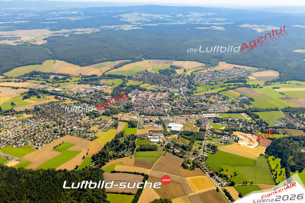 Das Luftbild zeigt :  Waldsassen - Die Luftaufnahme wurde 2023 vom UL-Flugzeug aus erstellt ( keine Drohne ) - Hochauflösende Luftaufnahme - Für grossformatige Ausdrucke geeignet. Die Geschenkidee !Mit Lizenz und Bildrechte bestellbar