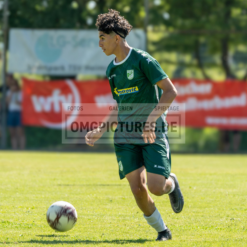 _OMG7914 | www.omgpictures.de, Sportfotograf, Verein, Fotograf, Baden Württemberg, Stuttgart, Heilbronn, omgpictures, Spieltag,  - Realisiert mit Pictrs.com