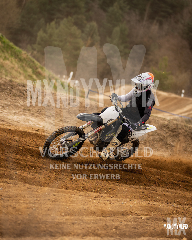 866A1107 | mxndyyvipix