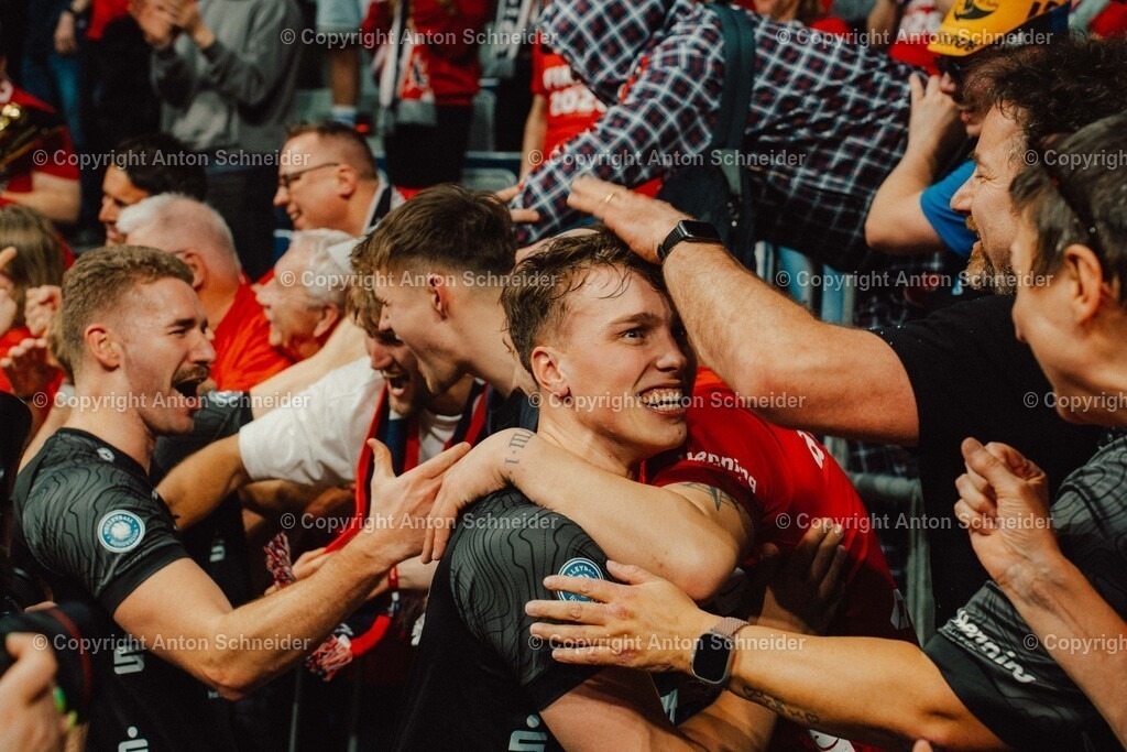 Vollyballpokalfinale 25/26 Mannheim | Zoi DVV Pokalfinale am 28.02.2026 in Mannheim I VfB Suhl LOTTO Thüringen - Allianz MTV Stuttgart I VfB Friedrichshafen - SVG Lüneburg - Realisiert mit Pictrs.com