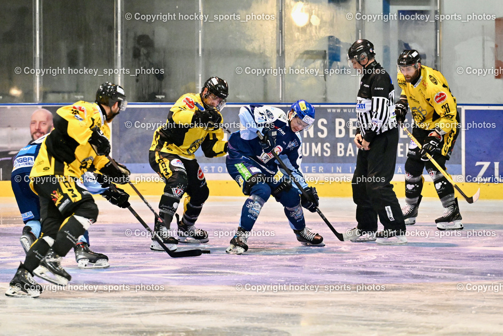 ESC Steindorf vs. MET PHOTOVOLTAIK HORNETS SPITTAL | #9 Essmann Kevin EC Hornets Spittal, #72 Hobitsch Samuel ESC Steindorf, FRANZEl Reinhard Referee, #38 Zorec Marco EC Hornets Spittal, ESC Steindorf vs. MET PHOTOVOLTAIK HORNETS SPITTAL, ESC Steindorf vs. MET PHOTOVOLTAIK HORNETS SPITTAL am 26.10.2024 in Steindorf (Ossiachersee Halle), Austria, (Photo by Bernd Stefan)