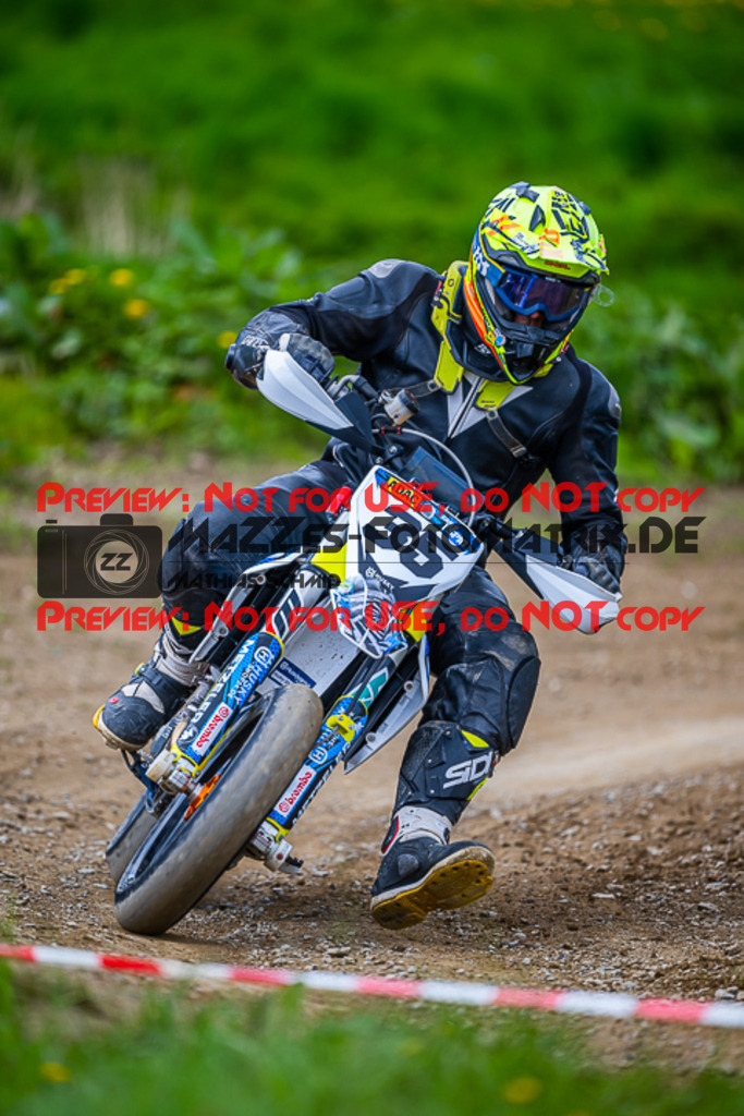 MaZZes_FotoMatrix_230506_2319 | S4