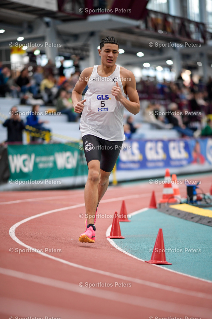 _KP12864_1 | 09.02.2025, xkaix, Leichtathletik 20. Deutsche Meisterschaften, Mehrkampf Halle v.l. Allen Cole (SCC Berlin) - Realisiert mit Pictrs.com