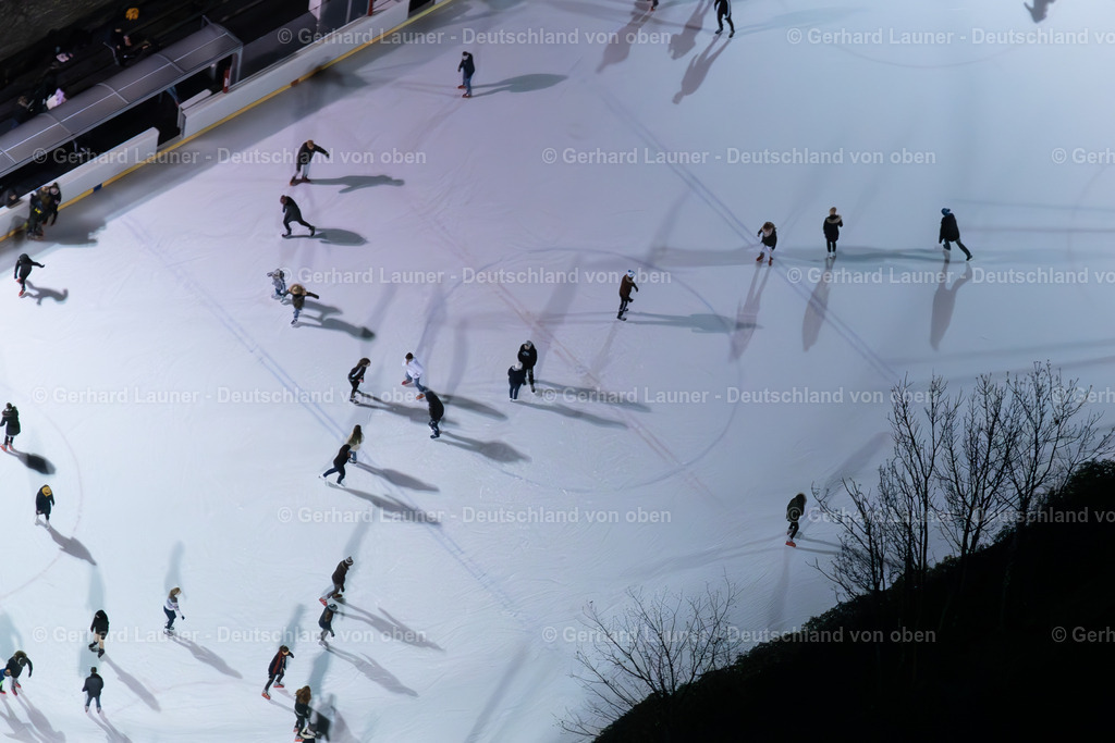 3906153 | Eisbahn Würzburg, Nachtaufnahme