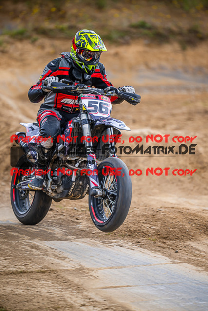 MaZZes_FotoMatrix_230813_6921 | UE40