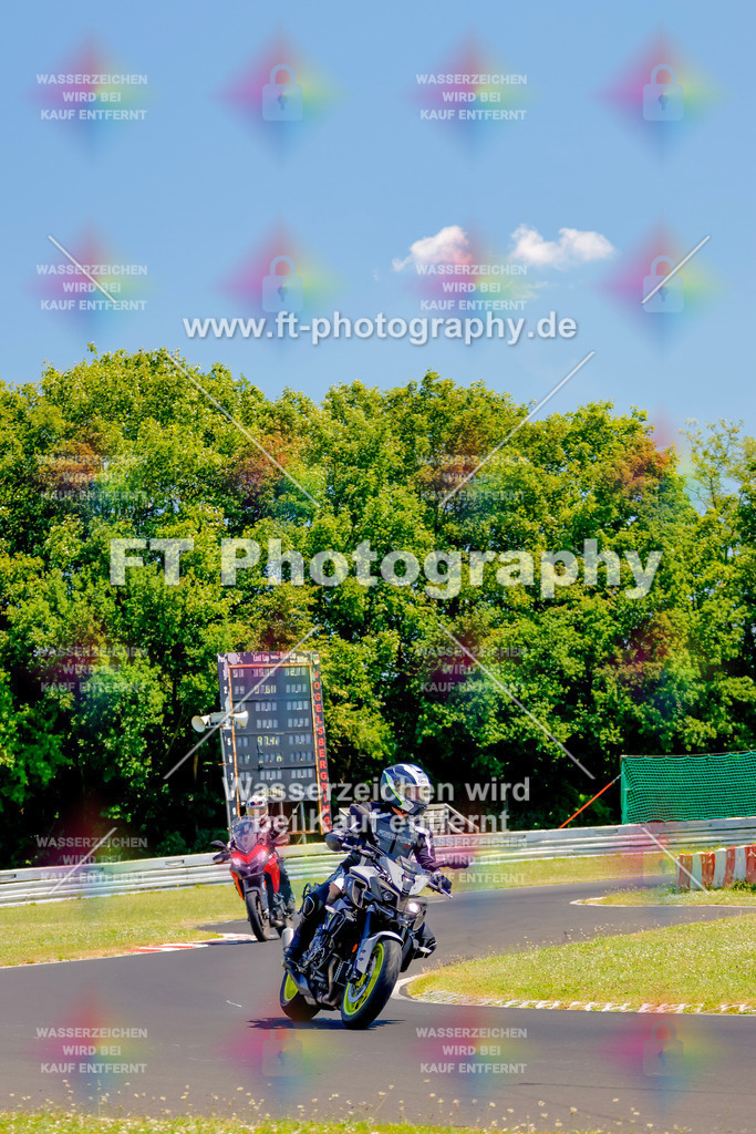 _MOT9416 | Hier findet Ihr Bilder von Touristenfahrten auf der Nürburgring Nordschleife oder von anderen Veranstaltungen die ich besucht habe. Viel Spass beim Durch Schauen 