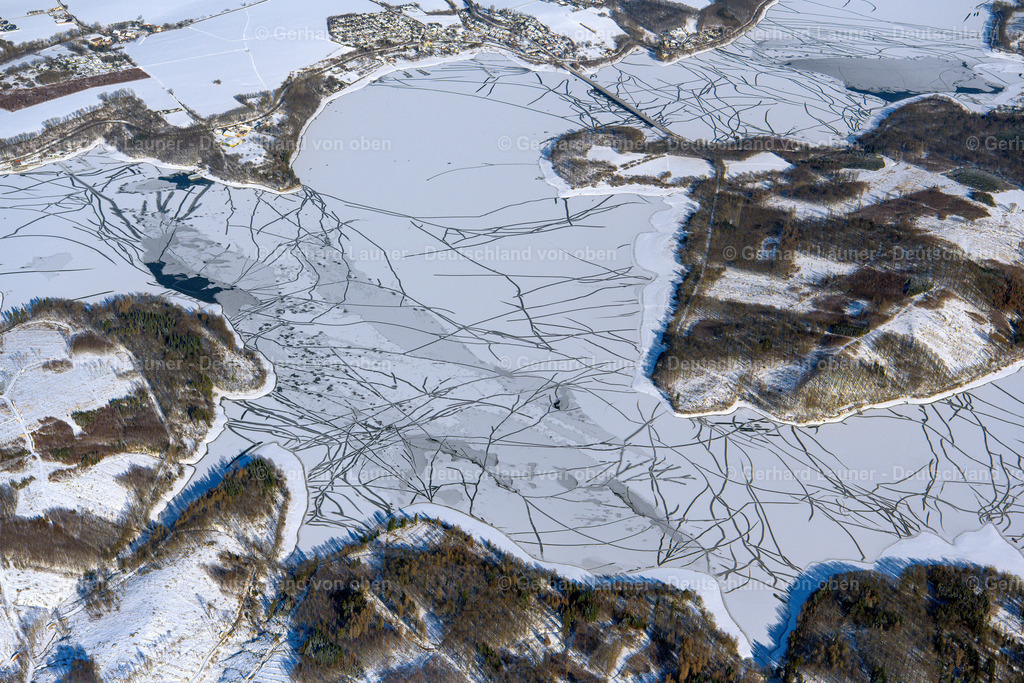 4043686 | zugefrorener Möhnesee